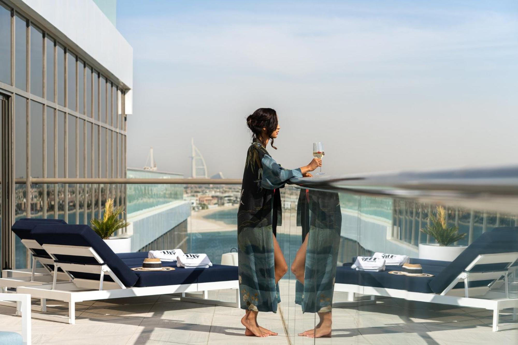 Th8 Palm Dubai Beach Resort, Vignette Collection By Ihg Eksteriør billede The View at The Palm